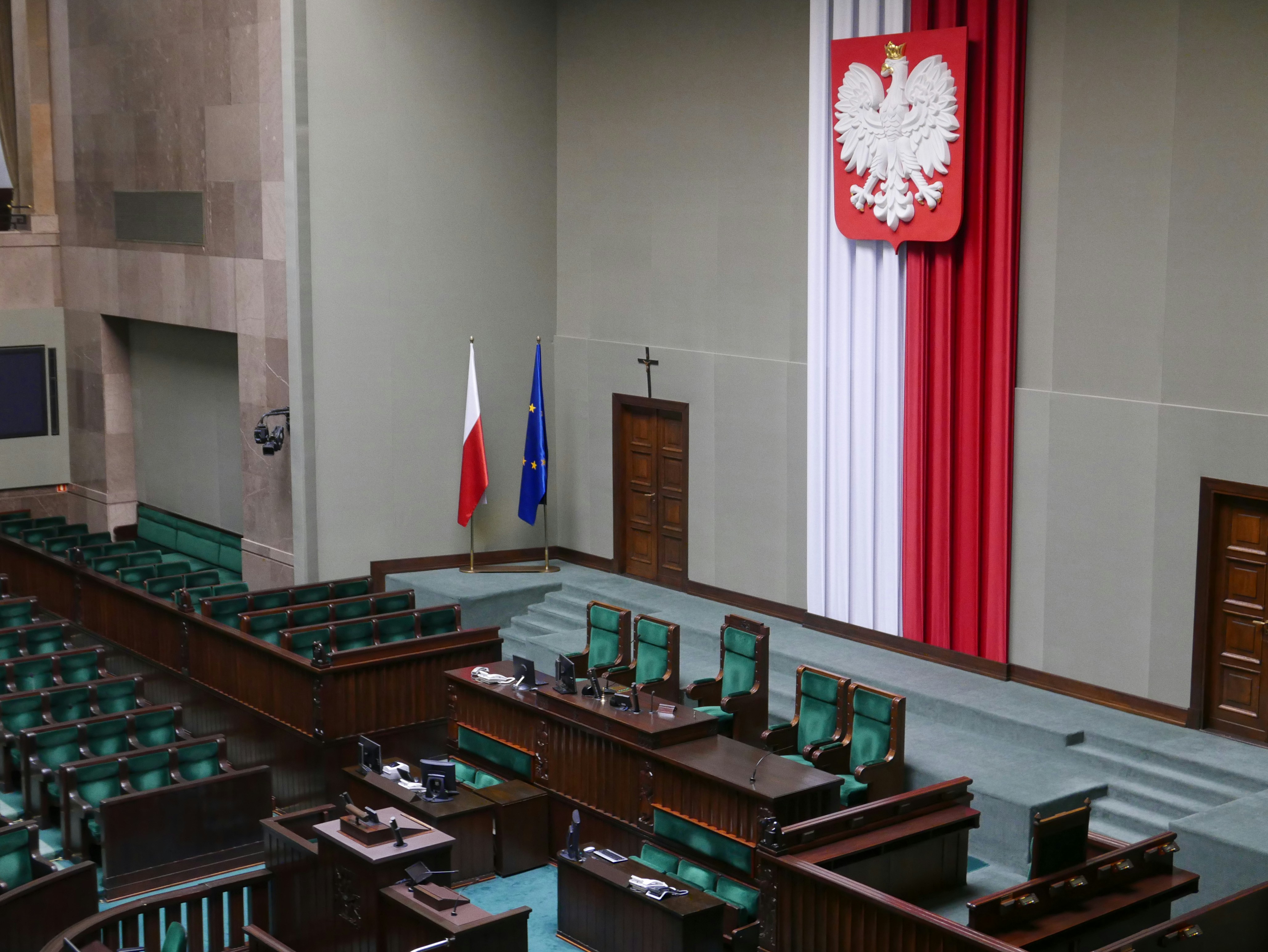 Konstytucja Rzeczypospolitej Polskiej w kontekście BHP